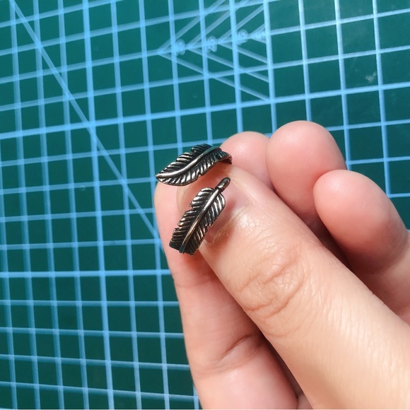 Feather like ring - Picture 5 of 5